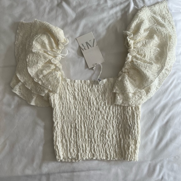 Ruffle top - Picture 2 of 2